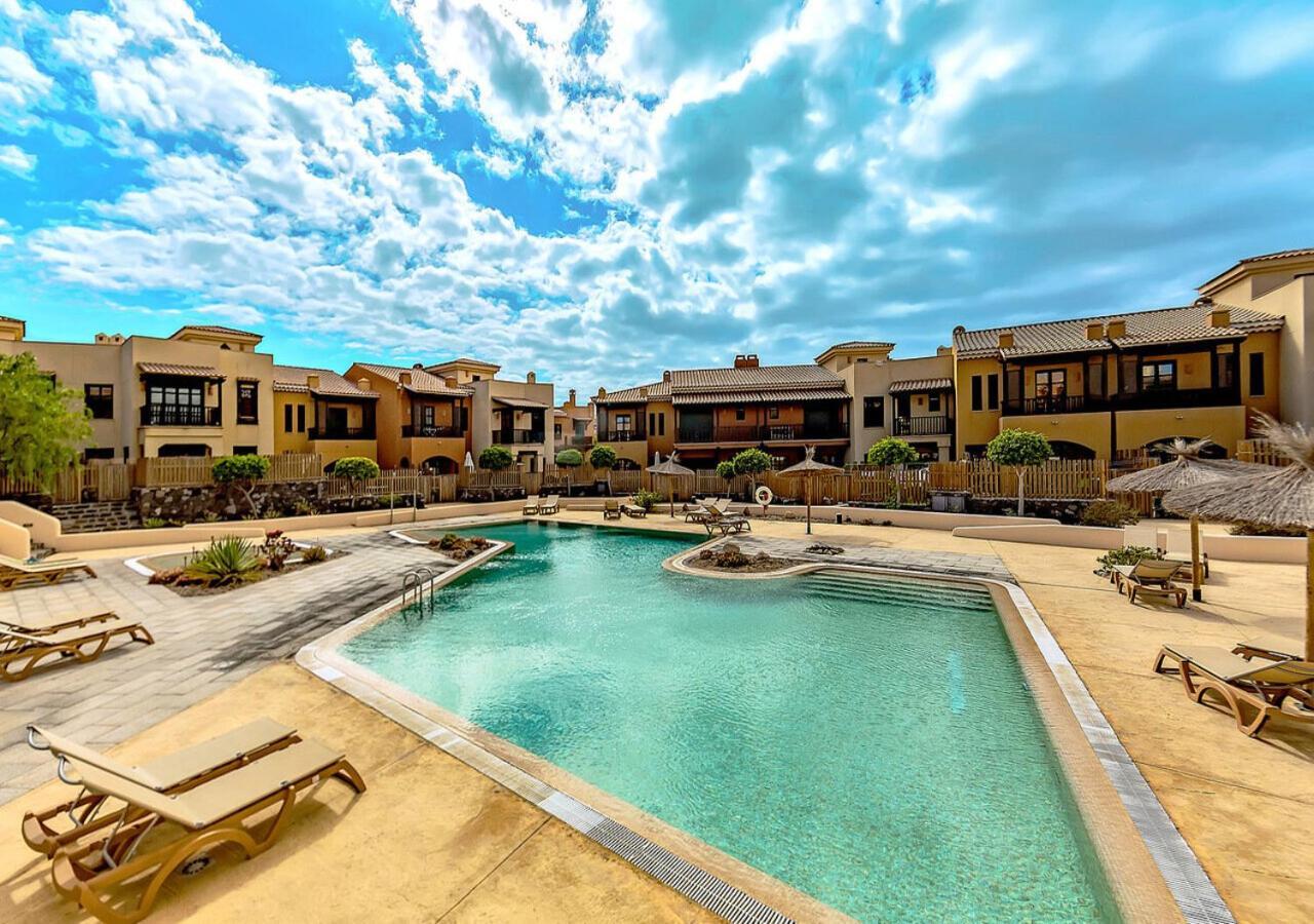 Okeanos Villa Front Line San Blas ซานมิเกลเดียโบนา ภายนอก รูปภาพ