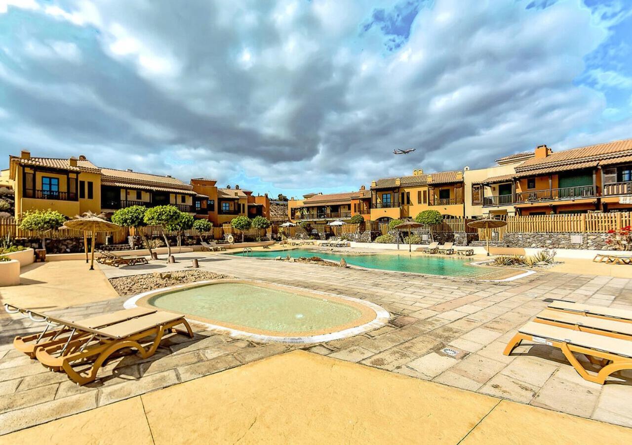 Okeanos Villa Front Line San Blas ซานมิเกลเดียโบนา ภายนอก รูปภาพ