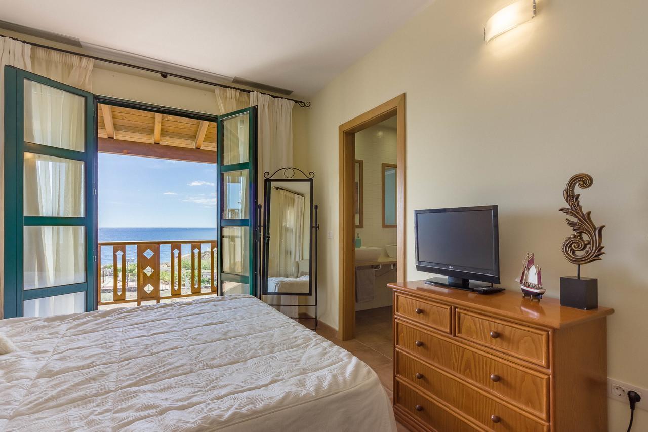 Okeanos Villa Front Line San Blas ซานมิเกลเดียโบนา ภายนอก รูปภาพ
